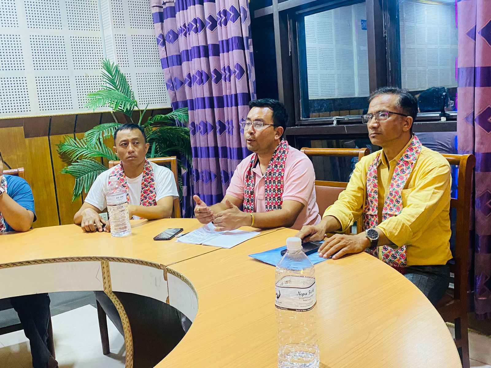 पोखरामा निर्देशक संघको अधिबेशनबारे बृहत छ्लफल